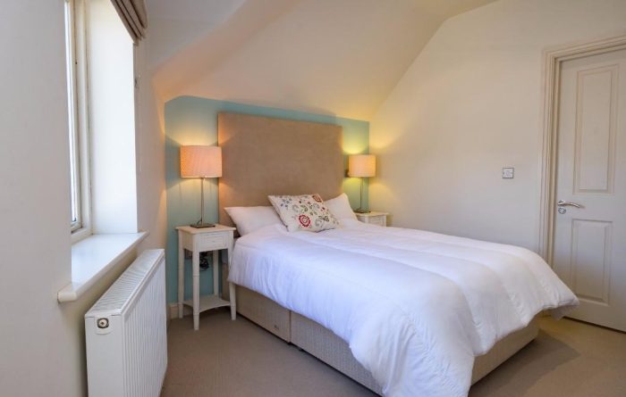 9 Totley hall, bedroom 2, Ascent Lettings