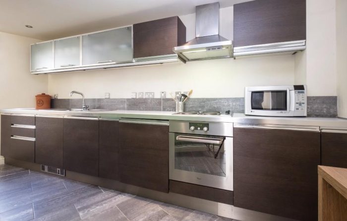 9 Totley hall, kitchen, Ascent Lettings