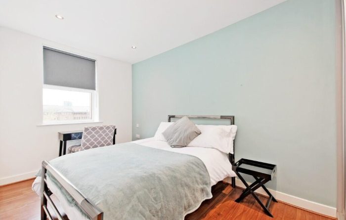 APT 6, Porterbrook,bedroom