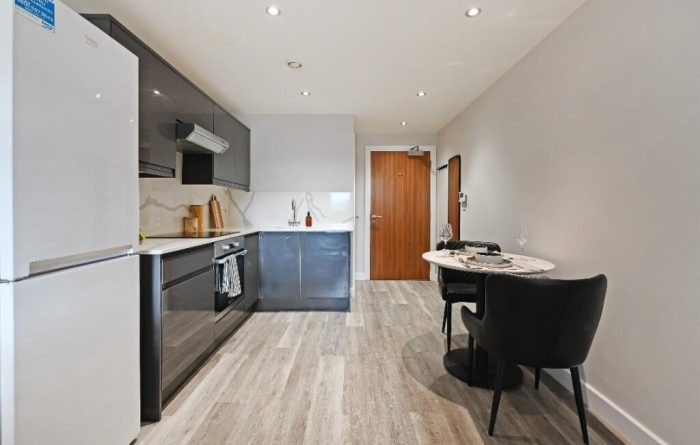Apartment 28, Huttons Buildings, kitchen table