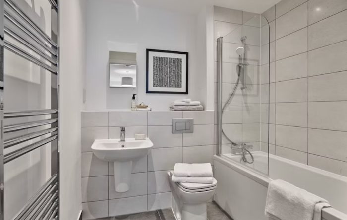 Brook Place , bathroom, sheffield
