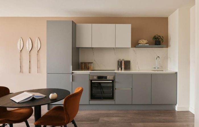 Platform 2 bed kitch Sheffield