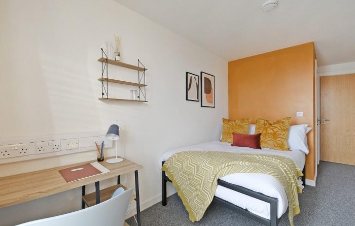 Sellers Wheel, Apt 2, bed 3
