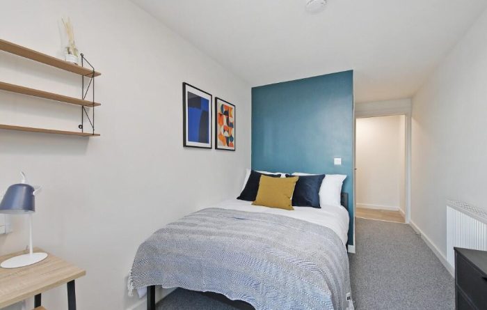 Sellers Wheel, Apt 2, bed 4