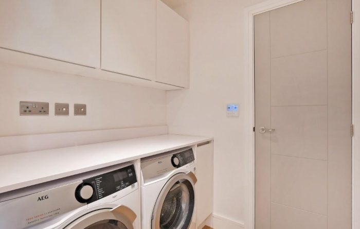 utility room dore lodge